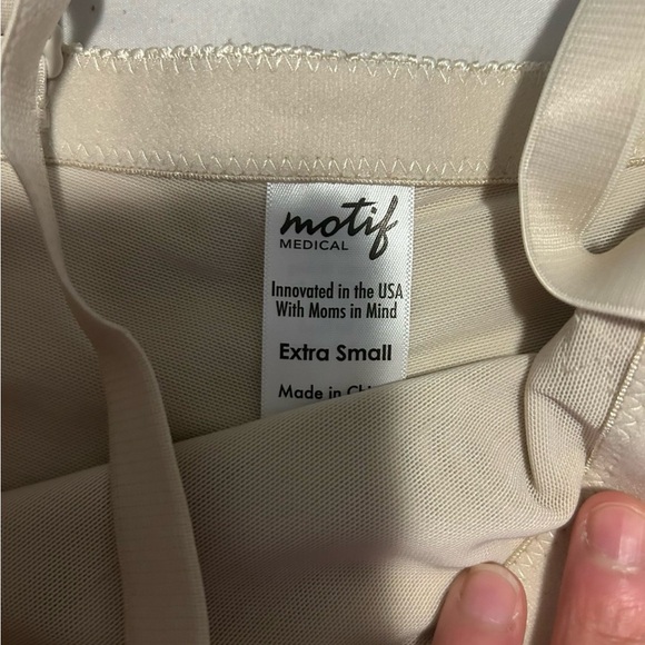 Motif Postpartum Recovery Garment - Picture 4 of 4